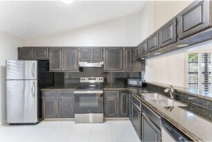 3088 Inglewood Terrace in Boca Raton, FL - Building Photo