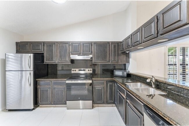 property at 3088 Inglewood Terrace