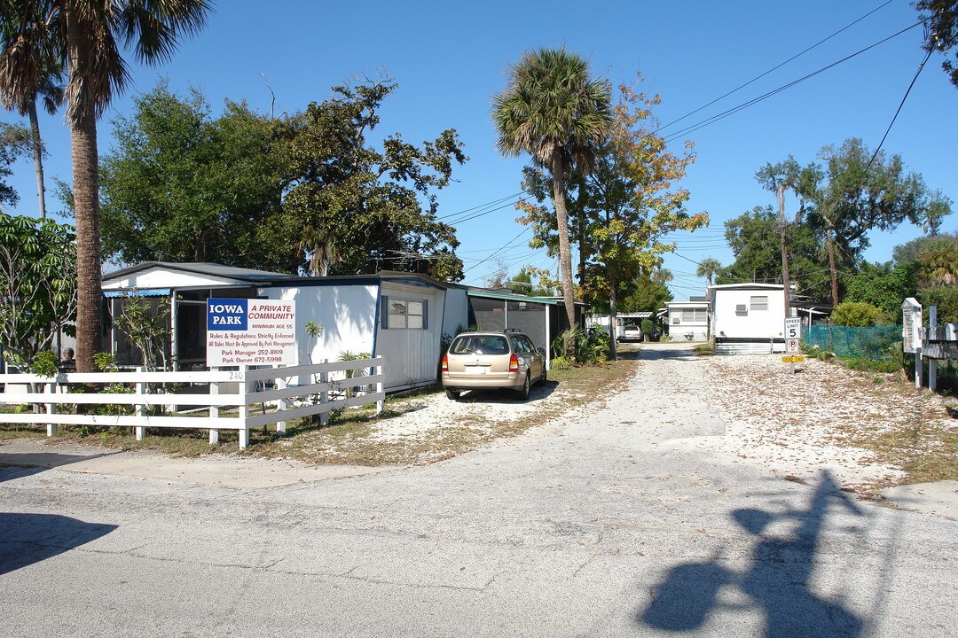 Iowa Mobile Home Community in Daytona Beach, FL - Building Photo