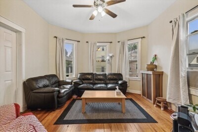 24 Weld Hill St, Unit 1