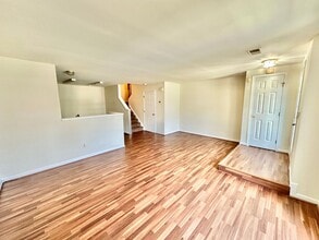 9334 Witch Hazel Way in Manassas, VA - Building Photo - Building Photo
