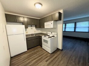 1805 Arlington Ave in Des Moines, IA - Building Photo - Building Photo