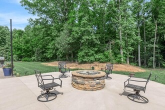 Davis Gardens Apartments in Kernersville, NC - Building Photo - Building Photo