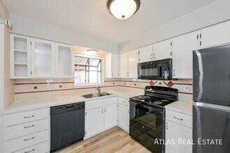 3828 S Ouray Way in Aurora, CO - Building Photo - Building Photo