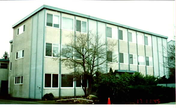 Lancer Apartments in Seattle, WA - Foto de edificio