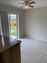 7624 Carrier Rd in Ft. Myers, FL - Foto de edificio - Building Photo