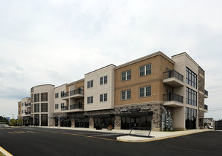 Summerton Place in Middletown, DE - Foto de edificio - Building Photo