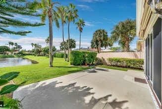 4784 Blossom Dr in Delray Beach, FL - Building Photo - Building Photo