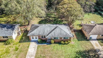 3610 Dawnwood Dr NW in Huntsville, AL - Building Photo