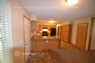 7215 Thomas Ave S in Minneapolis, MN - Building Photo - Building Photo