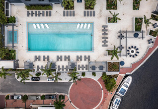 401 SW 1st Ave in Fort Lauderdale, FL - Building Photo - Building Photo
