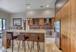 4042 E Saint Joseph Way in Phoenix, AZ - Building Photo - Building Photo