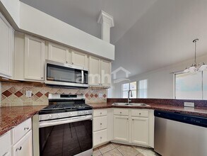 4324 Brandon Ridge Dr in Valrico, FL - Building Photo - Building Photo