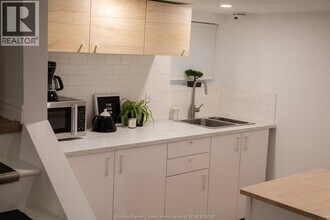 758 Pierre Ave in Windsor, ON - Building Photo - Building Photo