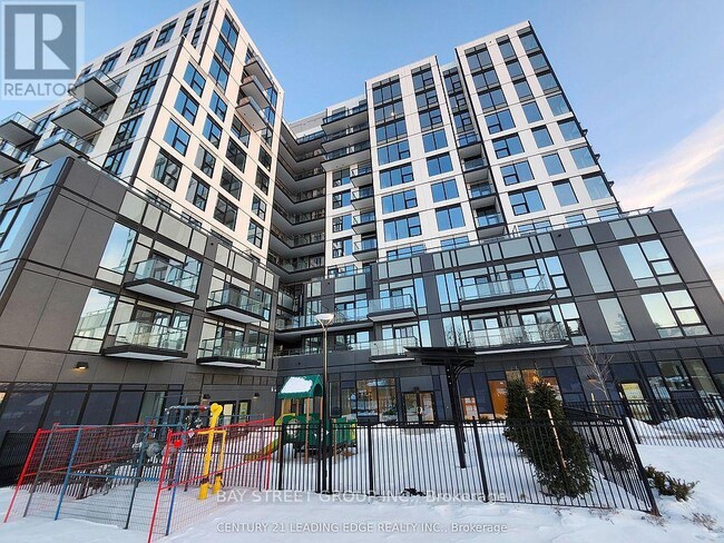 7437 Kingston Rd in Toronto, ON - Building Photo - Building Photo