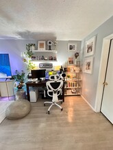 1139 E Ocean Blvd in Long Beach, CA - Foto de edificio - Building Photo