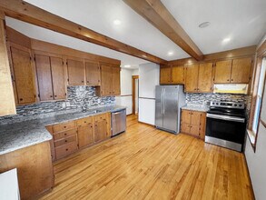 80 Delmont Ave in Worcester, MA - Building Photo - Building Photo