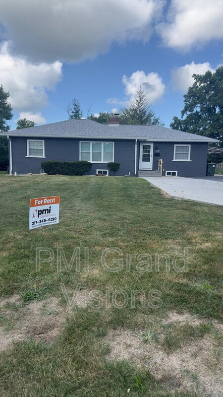 property at 1528 Division St