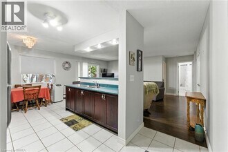 612 Grey St in Brantford, ON - Building Photo - Building Photo