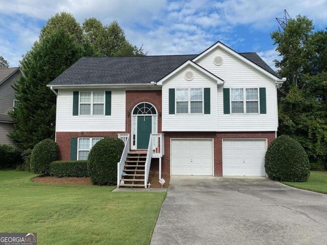 property at 3202 Keenly Ives Ct NE