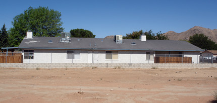 20347 Rimrock Rd in Apple Valley, CA - Building Photo - Building Photo