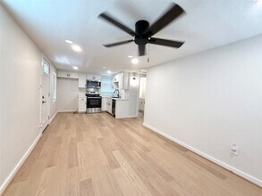 738 Caisson St in Freeport, TX - Building Photo - Building Photo