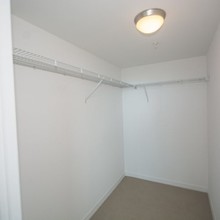 7525 E Treasure Dr-Unit -905 in North Bay Village, FL - Building Photo - Building Photo