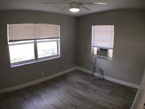 170 Loquat Tree Dr in Lantana, FL - Building Photo - Building Photo