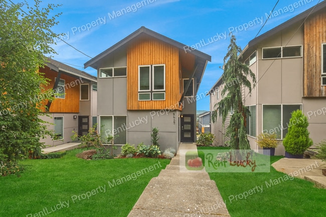 5927 19th Ave S in Seattle, WA - Building Photo - Building Photo