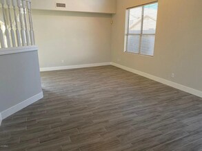 1741 S Clearview Ave in Mesa, AZ - Building Photo - Building Photo