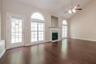 11 Harper's Farm Dr in Newnan, GA - Building Photo - Building Photo