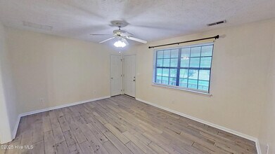 237 Bountiful Ln in Castle Hayne, NC - Building Photo - Building Photo