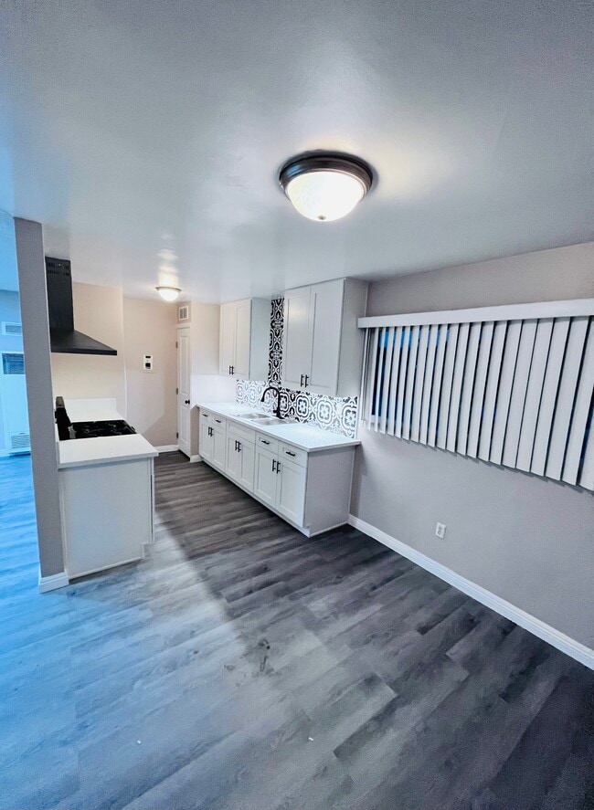 385 Vernon Dr, Unit #A in Upland, CA - Building Photo - Building Photo