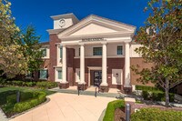 Building Photo - Homecoming At Creekside Apartments in Sacramento, California