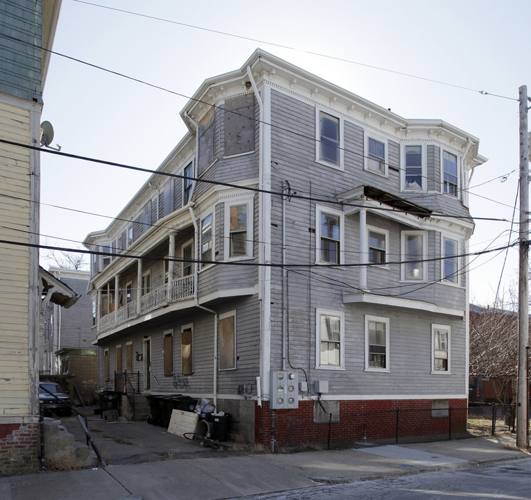 8 Gesler St in Providence, RI - Foto de edificio