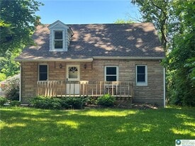 81 Dickert Rd in Quakertown, PA - Building Photo