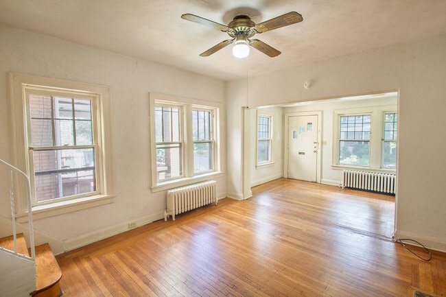 428 S Trenton Ave in Pittsburgh, PA - Building Photo - Building Photo