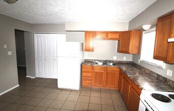 3892 Beechton Rd in Columbus, OH - Building Photo - Building Photo