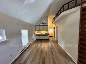700 W Ocean View Ave in Norfolk, VA - Building Photo - Building Photo