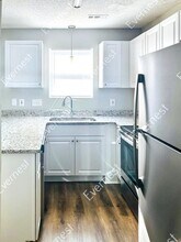 8419 Milton Morris Dr in Charlotte, NC - Building Photo - Building Photo