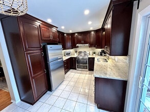 1232 Joseph Drouin Ave, Unit SI ID1370236P in Ottawa, ON - Building Photo - Building Photo