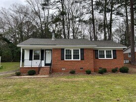 103 Beam Cir in Louisburg, NC - Building Photo