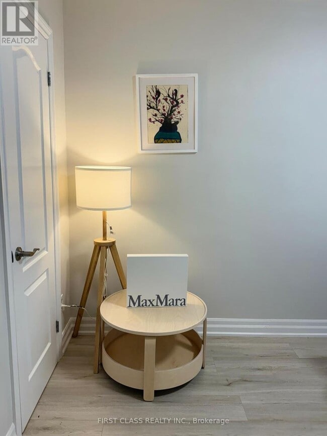 property at 2910 Keele St