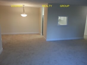 134 Plymouth Dr, Unit 0D in Norwood, MA - Building Photo - Building Photo