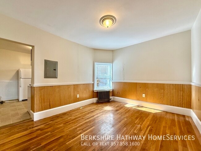 property at 2 Cypress St