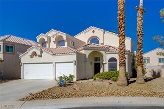 22 Lantern Glow in Henderson, NV - Building Photo - Building Photo
