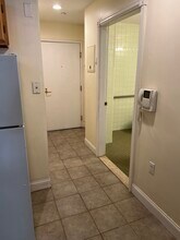 73 Westland Ave, Unit #202 in Boston, MA - Foto de edificio - Building Photo