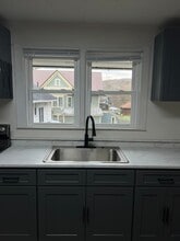 11 Rickard St, Unit 2 in Cortland, NY - Foto de edificio - Building Photo