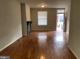 5207 Hazel Ave in Philadelphia, PA - Building Photo