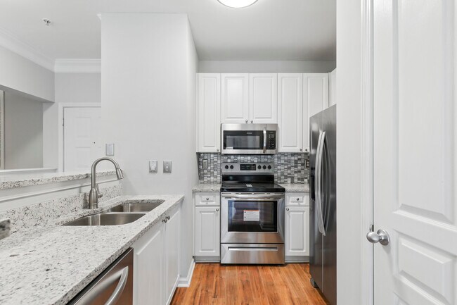 10 Perimeter Summit Blvd NE, Unit 4144